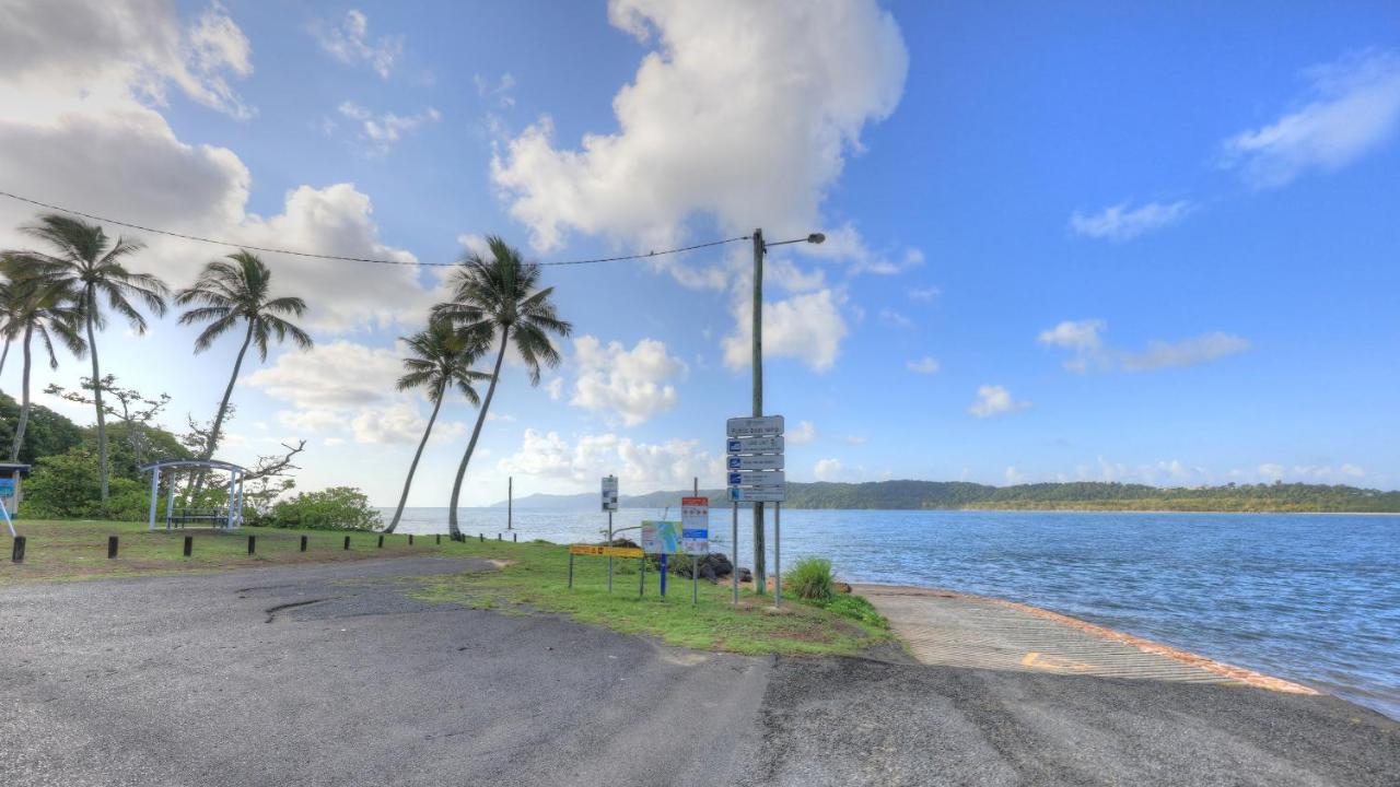 Hôtel Flying Fish Point Tourist Park à Innisfail Extérieur photo